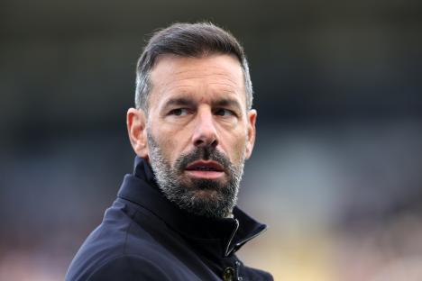 Ruud van Nistelrooy, Leicester City manager.