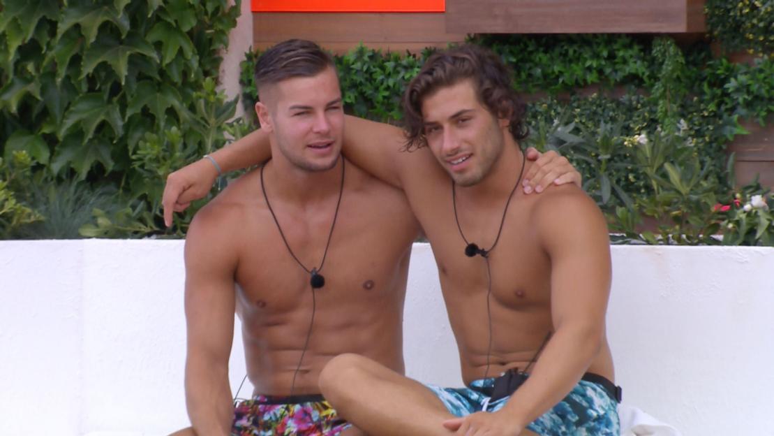 Editorial use only..Mandatory Credit: Photo by ITV/Shutterstock (8886503v)..Kem Cetinay and Chris Hughes talking - Series 3, Episode 26..'Love Island' TV show, Mallorca, Spain - 30 Jun 2017