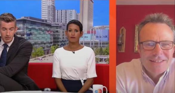Screenshot of Naga Munchetty apologizing on BBC Breakfast.