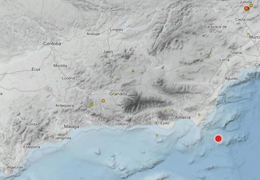 Map showing a 5.5 magnitude earthquake in southern Spain.