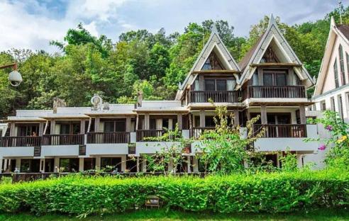 Lehe Ledu Liangjiang Holiday Hotel.