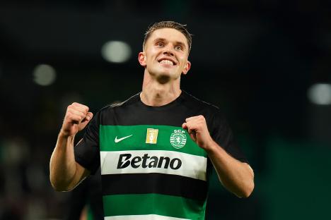 Viktor Gyokeres of Sporting CP celebrating a goal.