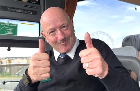 BARRY ISLAND AFTER BUTLINS ...BRUMMY COACH DRIVER, BARRY ELMES (CORR) 60.COPY NICK NORTH