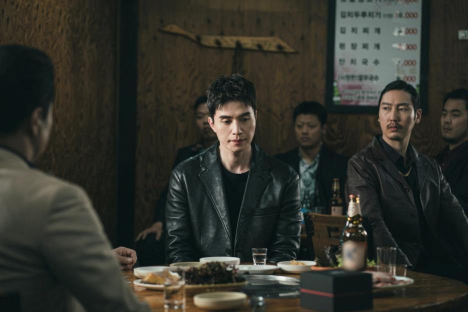 Lee Dong Wook, Ryu Hye Young, And Oh Na Ra Are Siblings With Starkly Contrasting Personalities In “The Nice Guy” 6