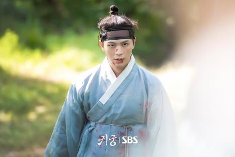 First Impressions: &#8220;The Haunted Palace&#8221; Is A Fantasy Sageuk K-Drama Filled With Spooks And Laughs 12
