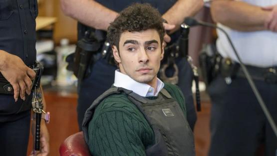 Luigi Mangione indicted on federal charges in killing of UnitedHealthcare CEO