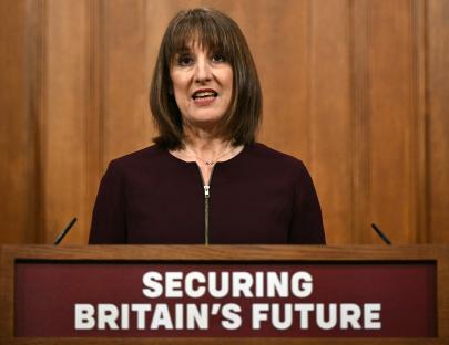 Rachel Reeves and Angela Rayner set to clash over workers rights bill as PM sends Cabinet into reshuffle frenzy