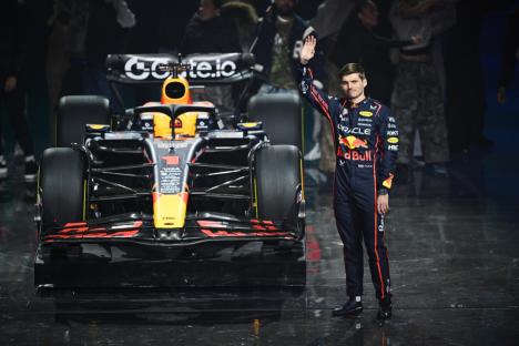 Why is Max Verstappen allowed to wear No 1 on his F1 car?