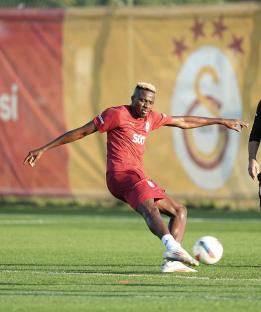 Transfer: Osimhen will make decision Tuesday amid interest from Chelsea, Galatasaray, others’