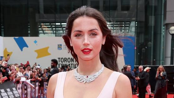 Loved-up Tom Cruise, 62, splashes eye-watering sum on lavish gift for girlfriend Ana De Armas, 37