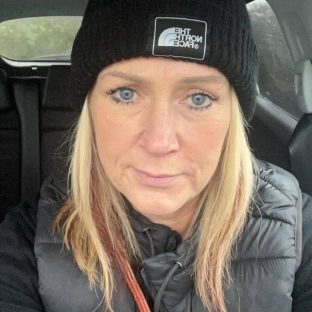 MISSING PERSON CLAIRE BENNETT If anyone sees my mum could you please call me or report to the police via 999. Shes classed as a high risk missing person. Shes left from St Austell to Truro and we are unsure as to why? We think she left around 1pm ish 11/8/25. White female, slim build, last seen wearing a white vest top with red/burgundy stripes and blue cotton shorts, blonde hair, about 5"8 in height. https://www.facebook.com/permalink.php?story_fbid=pfbid02iFCn53dKtSZNrim7RvcHsYiZbjMKrgQ6DJpbT37rups5ZP3xeC1tSvt5CyRfQWy5l&id=61577885548993 Credit: Facebook