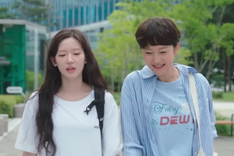 Watch: Yum Jung Ah Candidly Shares Story Of Her First Love With Daughter Choi Yoon Ji In “Love, Take Two” Teaser