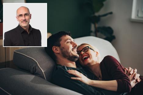 I studied love for 25 years as a Harvard professor, the key to making a relationship last has nothing to do with passion