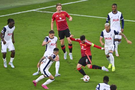 Bruno Fernandes of Manchester United attempting to score during a soccer match.