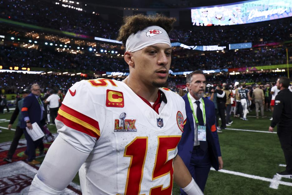 Kansas City Chiefs warned over losing Patrick Mahomes’ key teammate on Tuesday