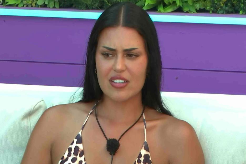 Love Island star Harry’s ex fling reveals ‘real reason’ Emma is furious at villa hunk after they split last year