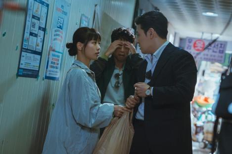 Go Min Si And Kang Ha Neul Clash Over A Secret Ingredient Deal In “Tastefully Yours”; 3