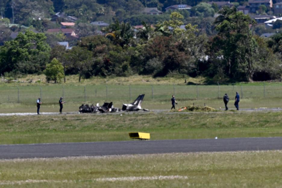 At least 3 people dead in fatal plane crash in Shellharbour, Australia
