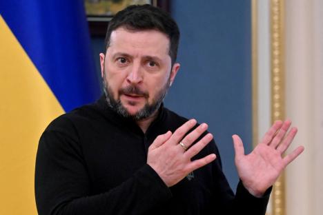 Zelensky IMMEDIATELY scoffs at key Trump offer to Putin for peace in Ukraine after Vlad’s proposal to freeze frontlines