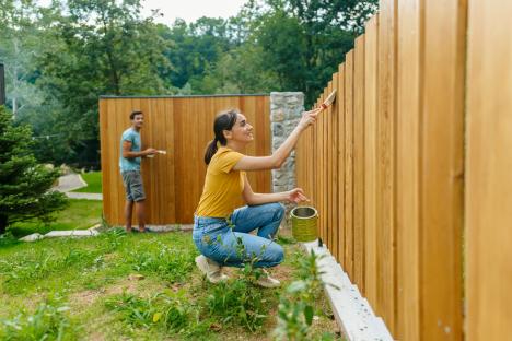 Amazon is selling £7 bargain gadget that will transform your fence in minutes this spring