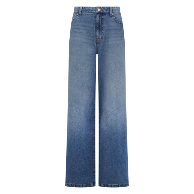 Wide-leg jeans.