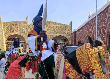 Zazzau emirate bans district heads from