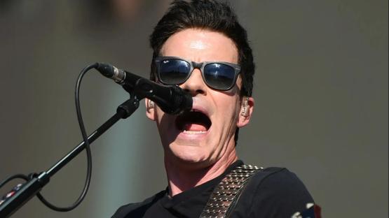 Stereophonics’ Kelly Jones lifts lid on wild lifestyle – including ‘f***ing ridiculous’ star who played at his wedding