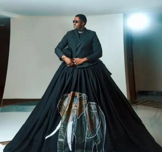 Reactions trail Desmond Elliott's outfit at 2025 AMVCA awards 4