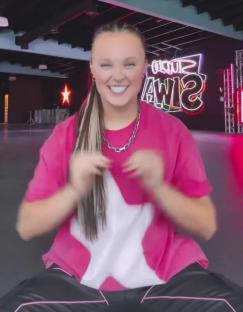 JoJo Siwa showing choreography for her new single,