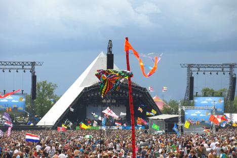 Huge Brit dance act accidentally reveals he’s playing Glastonbury – BEFORE he’s announced on line up