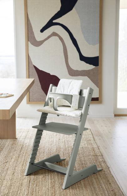 Tripp Trapp® with Baby Set. Glacier Green. Cushion Wheat Cream.
