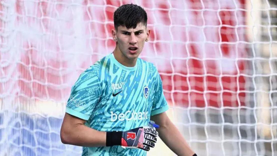 Transfer: Chelsea confirm deal for Penders as Ronaldo hands Al-Nassr signing to make