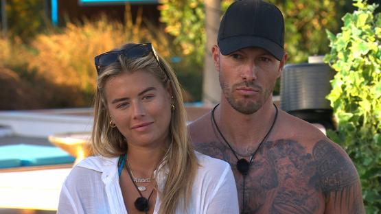 Arabella Chi and Adam Collard from Love Island: All Stars.