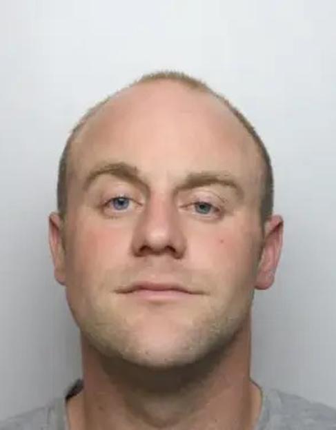 Mugshot of Joshua Hunt.