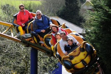 ‘End of an era’ say fans as beloved UK theme park closes its doors for good – with iconic items from attraction on sale
