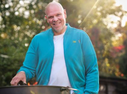 Top TV chef reveals ‘total game-changer’ £1.99 gadget that makes your summer feasts restaurant quality