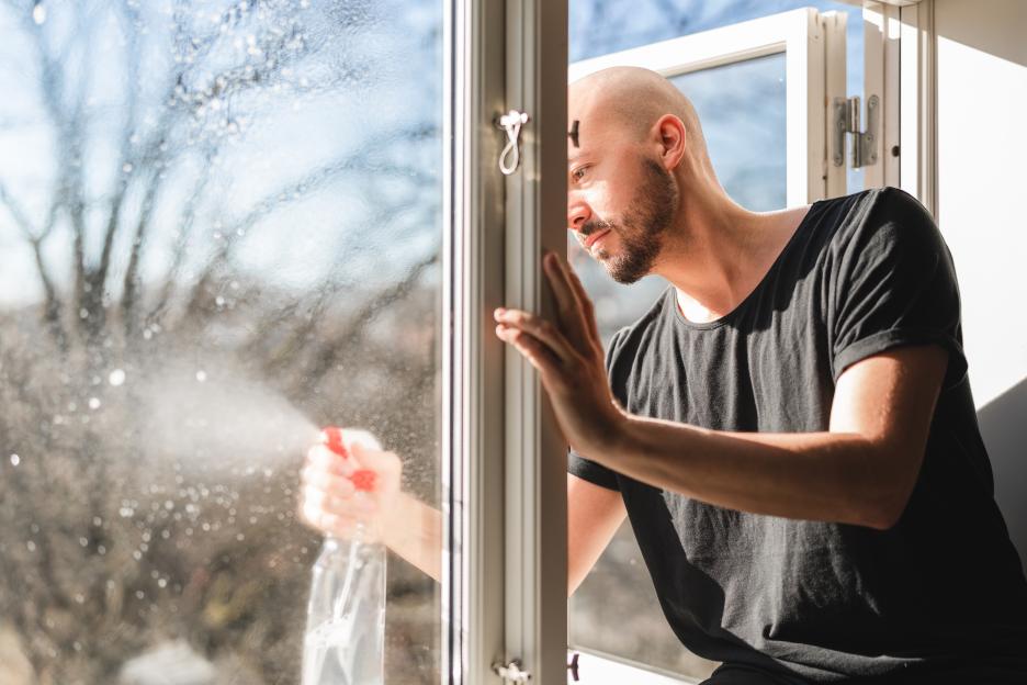 Homeowners Swear by Coffee Filters for Spotless Windows—Here’s Why!