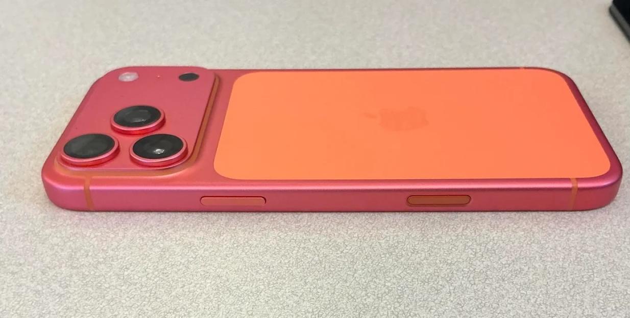 iPhone Users Stunned as Their New Smartphone Turns Pink Just Weeks After Purchase!