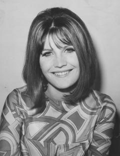 Black and white photo of Sandie Shaw.
