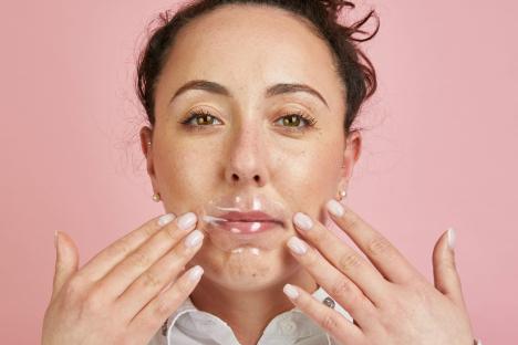 I tried a £4 buy that’s meant to banish wrinkles AND improve sleep – but instead it was a nightmare