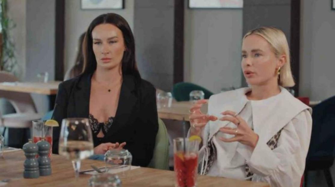 leah and rebecca chatting