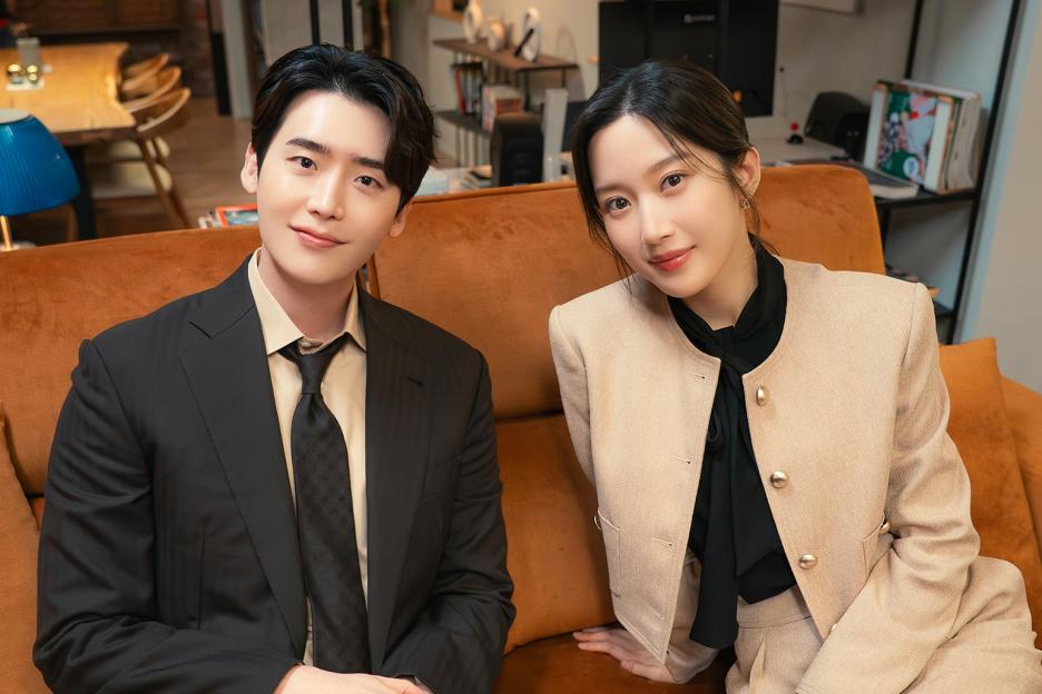 “Law And The City” Stars Say Goodbye + Thank Viewers Ahead Of Tonight’s Finale