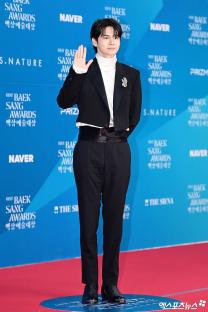 Stars Grace The Red Carpet At 61st Baeksang Arts Awards 32