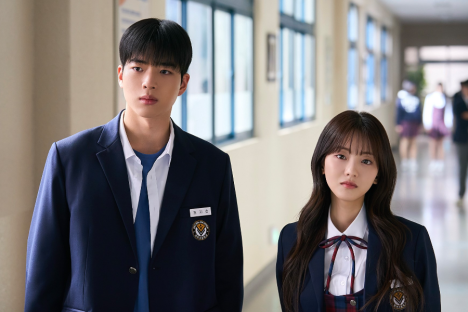 Cha Kang Yoon Stands By Cho Yi Hyun Through It All As Her Best Friend In New Drama “Head Over Heels”