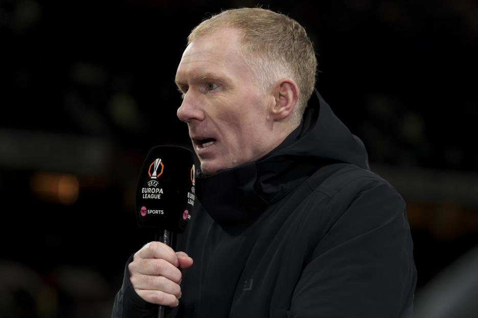 Paul Scholes comments for TNT Sports.