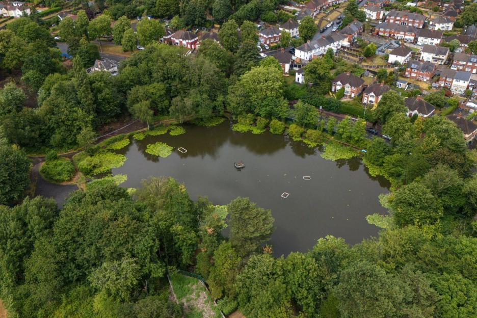 Woman’s body pulled from lake in middle of day after emergency crews swooped on scene