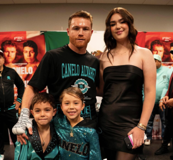How many children does Canelo Alvarez have, and who are the mothers?