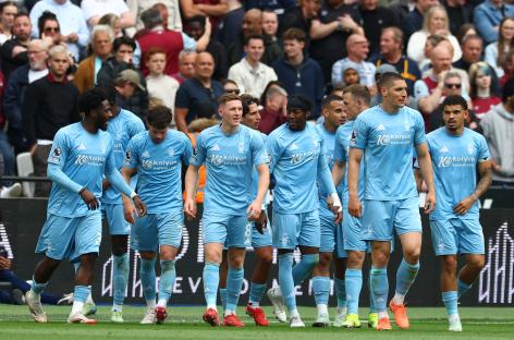 Nottingham Forest soccer players celebrating.