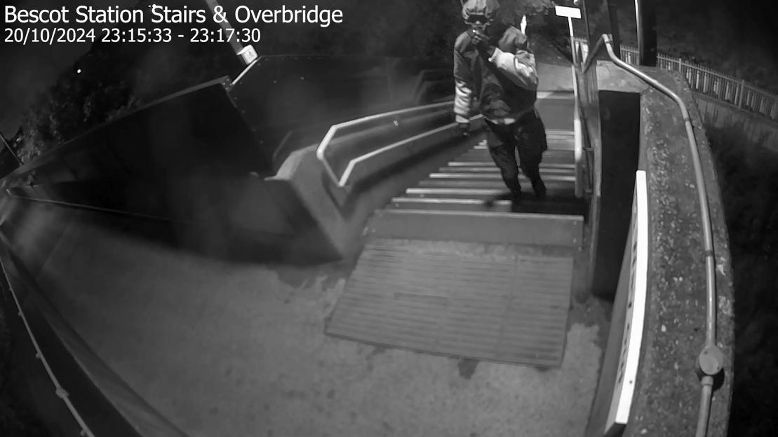 CPS footage showing Deng Cholmajek at Bescot Station.