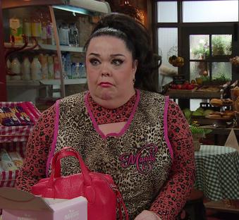 Mandy Dingle from Emmerdale looking surprised.
